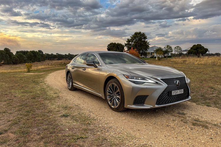 Lexus LS 500: A True Definition of Japanese Luxury Sedan Excellence