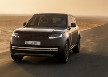 Why the Ultra-Rich Can’t Get Enough of Land Rover SUVs: The Ultimate Status Symbol！