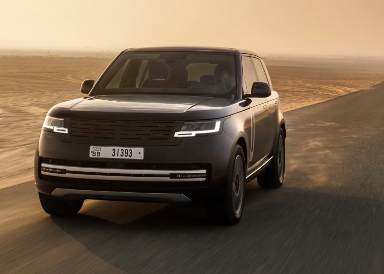Why the Ultra-Rich Can’t Get Enough of Land Rover SUVs: The Ultimate Status Symbol！