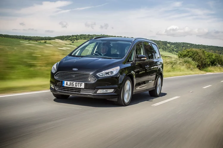 Why Are More Men Choosing MPVs Over Other Cars? The Trend You Need to Know!
