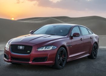 Jaguar XJ: Unleash Pure Elegance and Jaw-Dropping Performance in One Ride!