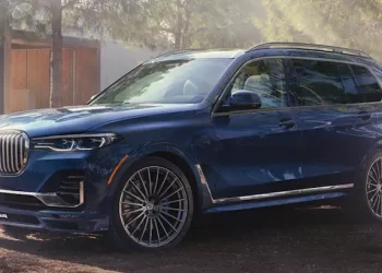 Is the BMW X7 the Ultimate Luxury SUV? Here’s Why It’s the Perfect Choice for Performance Lovers!