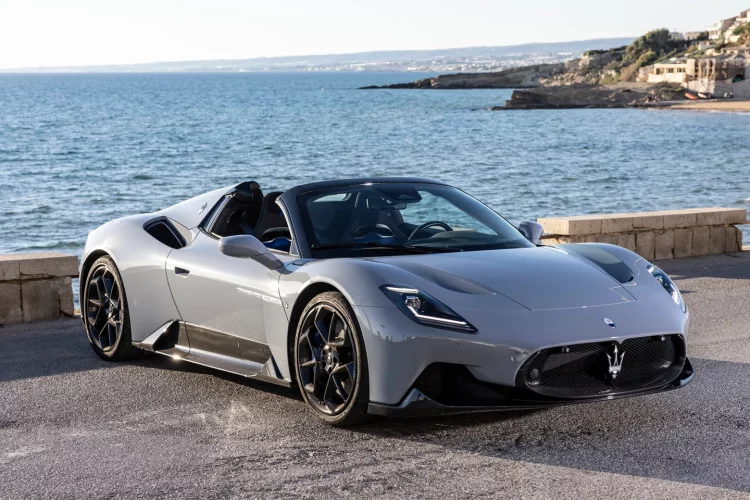 Is the Maserati MC20 the Ultimate Supercar You’ve Been Waiting For?