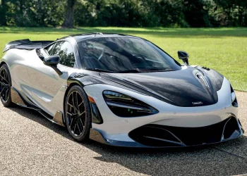 Track King to Street Legend: The Supercar That Redefines Performance and Style!