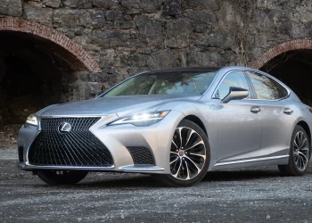 Who Needs a Private Jet? These Sedans Offer You ‘First-Class’ Luxury on the Road!