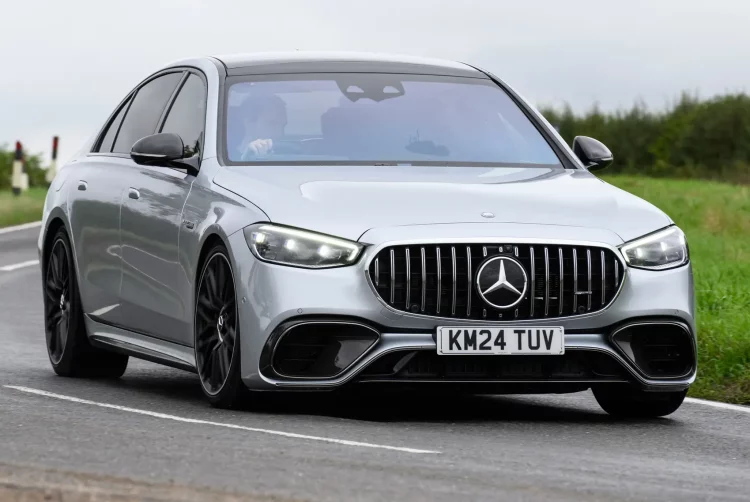 Can a Luxury Sedan Actually Be Faster Than You Think? Maybe You Should Give It a Try!
