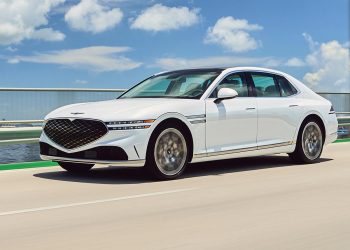 Can This Luxury Sedan Help You Achieve Zen While Navigating Traffic Jams?