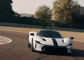 What Happens When Ferrari Meets Retro? Get Ready for the Ultimate Drive!