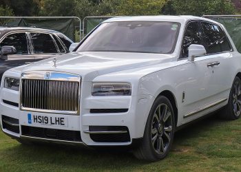 Could the Rolls-Royce Cullinan Be the Ultimate Luxury MPV for the Super-Rich?