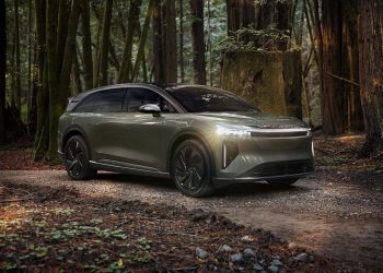 Lucid Gravity: Can This All-Electric SUV Topple the Giants of Luxury?