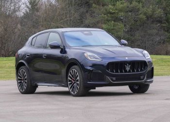 Maserati Grecale Trofeo: Is This Italian Stallion the Dark Horse of Luxury SUVs?