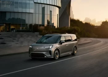 Beyond the Minivan: The Shift Toward Luxury MPVs