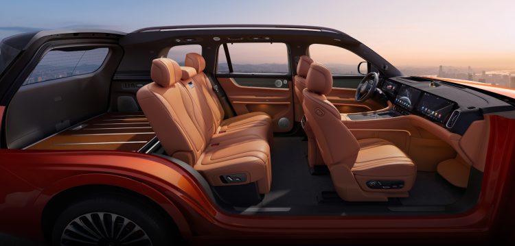 Can the Space Configuration of This Multi-Functional Passenger Vehicle Meet Your Needs?