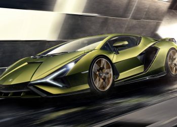 What Factors Determine the Difference Between a Sports Car and a Supercar?