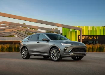 Is the Safety Performance of SUVs Really Superior to Sedans?