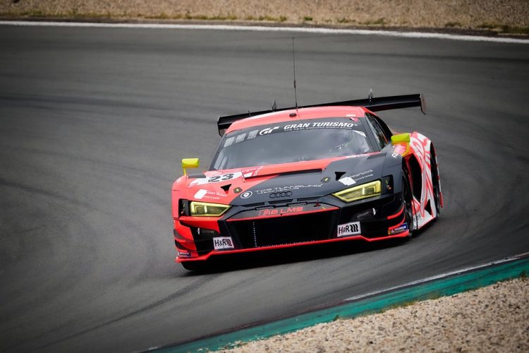 Which Sports Car Can Break the Speed Limit and Become the Ultimate Dream for Every Car Enthusiast?