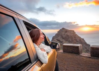 Why Luxury SUVs Are the Best Choice for Long-Distance Travel: Unmatched Driving and Passenger Experience