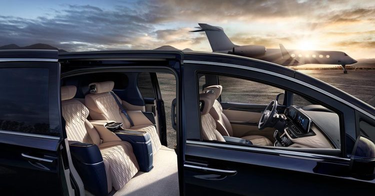 What Kind of Luxury MPV Offers an Extraordinary Driving Experience While Ensuring Comfort for Every Passenger?
