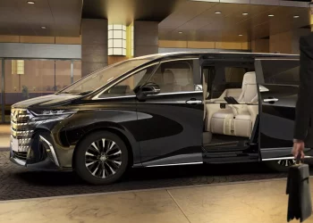 Which Luxury MPVs Offer Exceptional Performance and Luxury, Ensuring a Perfect Balance for Both Business and Family Use?