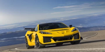 How Are 2024-2025 Sports Cars Redefining Performance and Luxury?