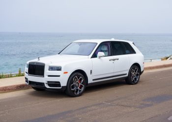 Is the Rolls-Royce Cullinan Still the Benchmark of Ultra-Luxury SUVs?
