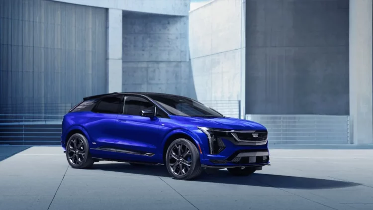 How Are Luxury SUVs Adapting to the Electric Revolution?