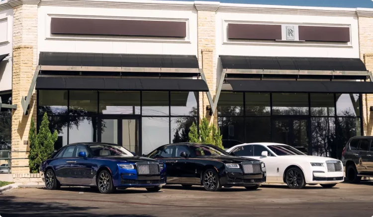 How Are Luxury Automakers Reimagining Customization in 2024?