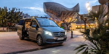 Why Are Custom Interiors in Luxury MPVs Becoming Status Symbols in Asia?