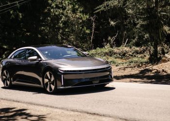 How Is Interior Minimalism Changing the Luxury Sedan Identity?